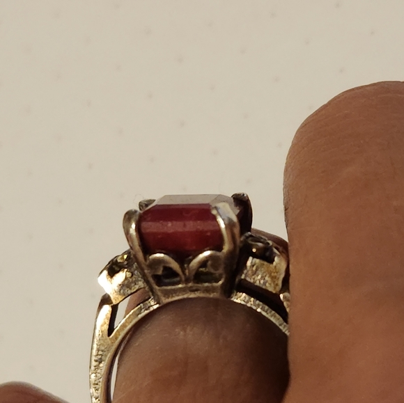 RUBY Ring - Picture 5 of 16
